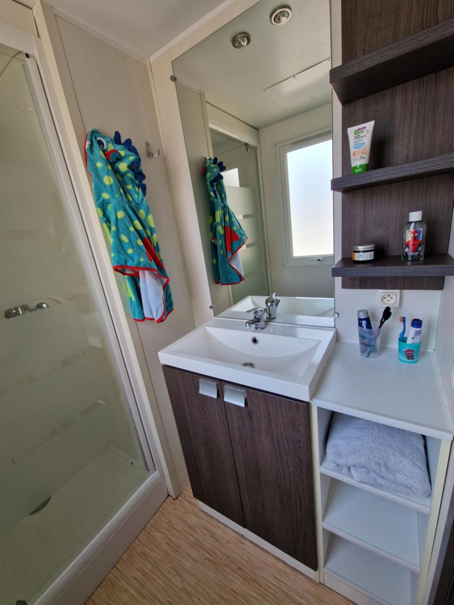 Mobile Home,1591238143:JPEG